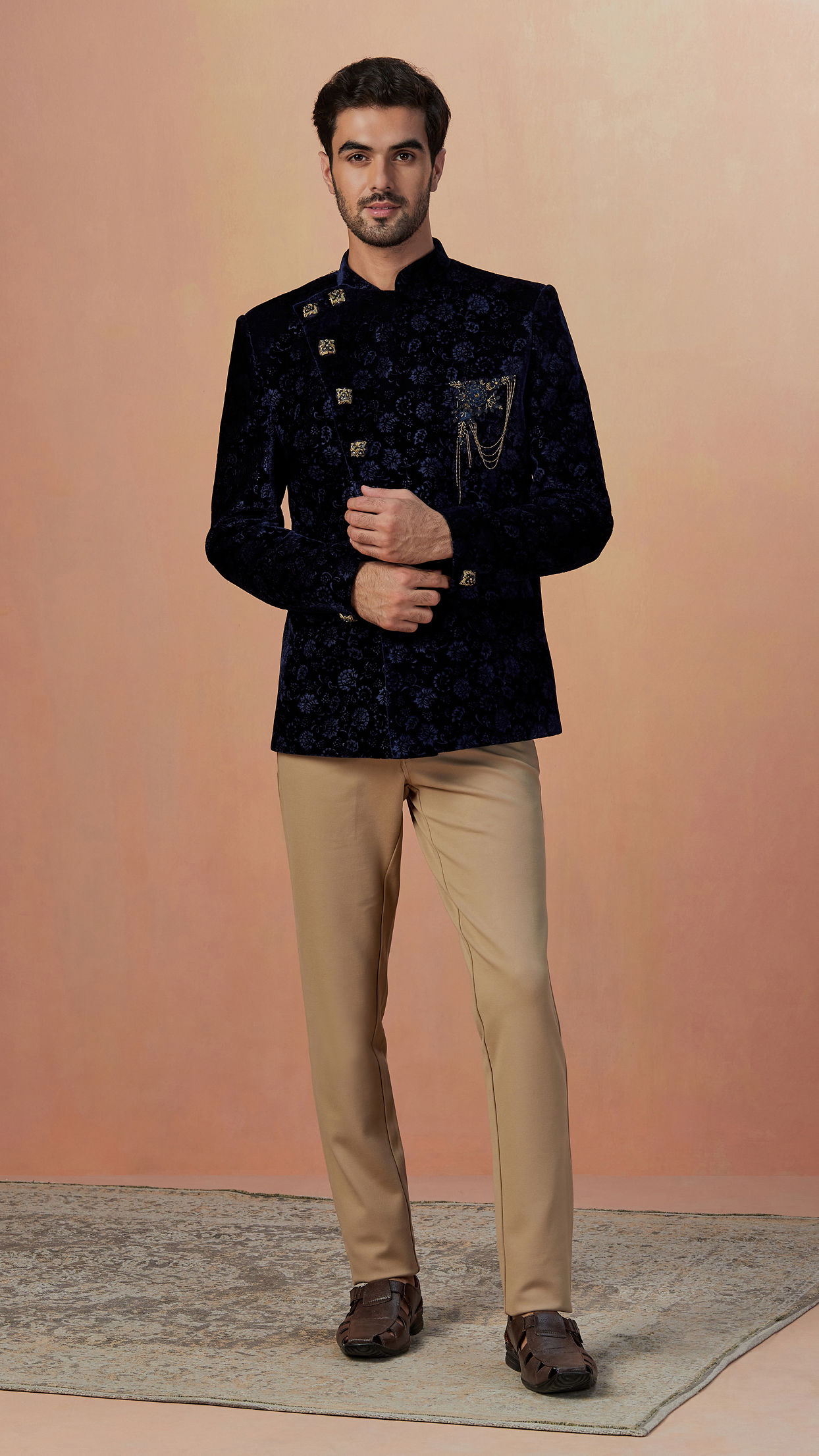 Manyavar hotsell tuxedo suit